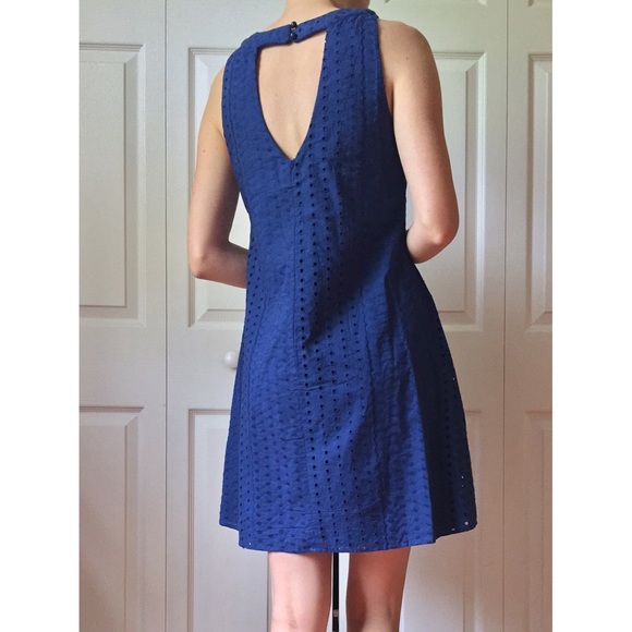 Francesca’s Bright Navy Blue Eyelet Shift Dress - Picture 2 of 4